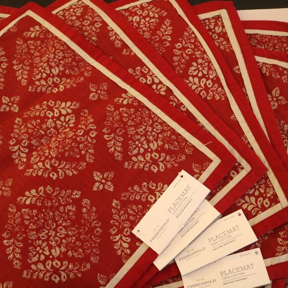 Multipurpose set of 6 Threshold fabric placemats NWT 14x19 - Picture 3 of 6